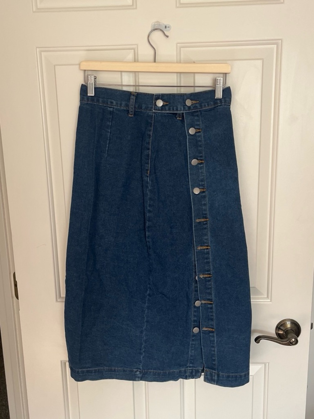 Classic Dark Blue Denim Button-Front Midi Skirt
